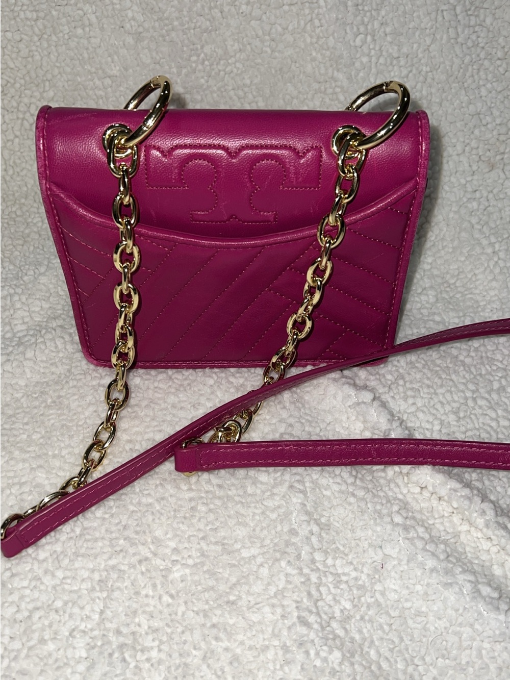 Tory Burch Alexa Mini Fuchsia Quilted Leather Crossbody Bag with Gold Chain
